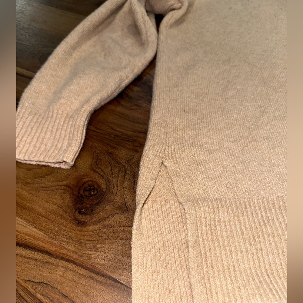 a.n.a. Front Seam Sweater | Large Tan Knit Top - Picture 4 of 6